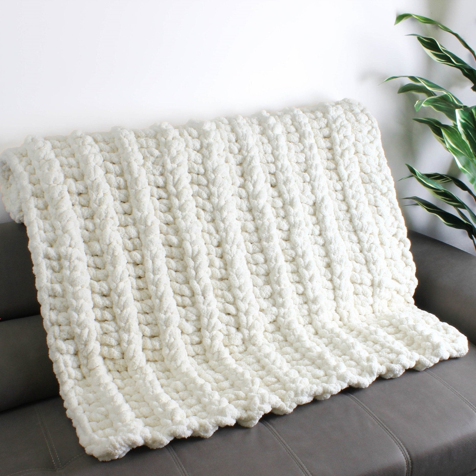 Crochet Pattern BANFFOVIA Chunky Blanket – 3 Sizes PDF - Hakel Liebe