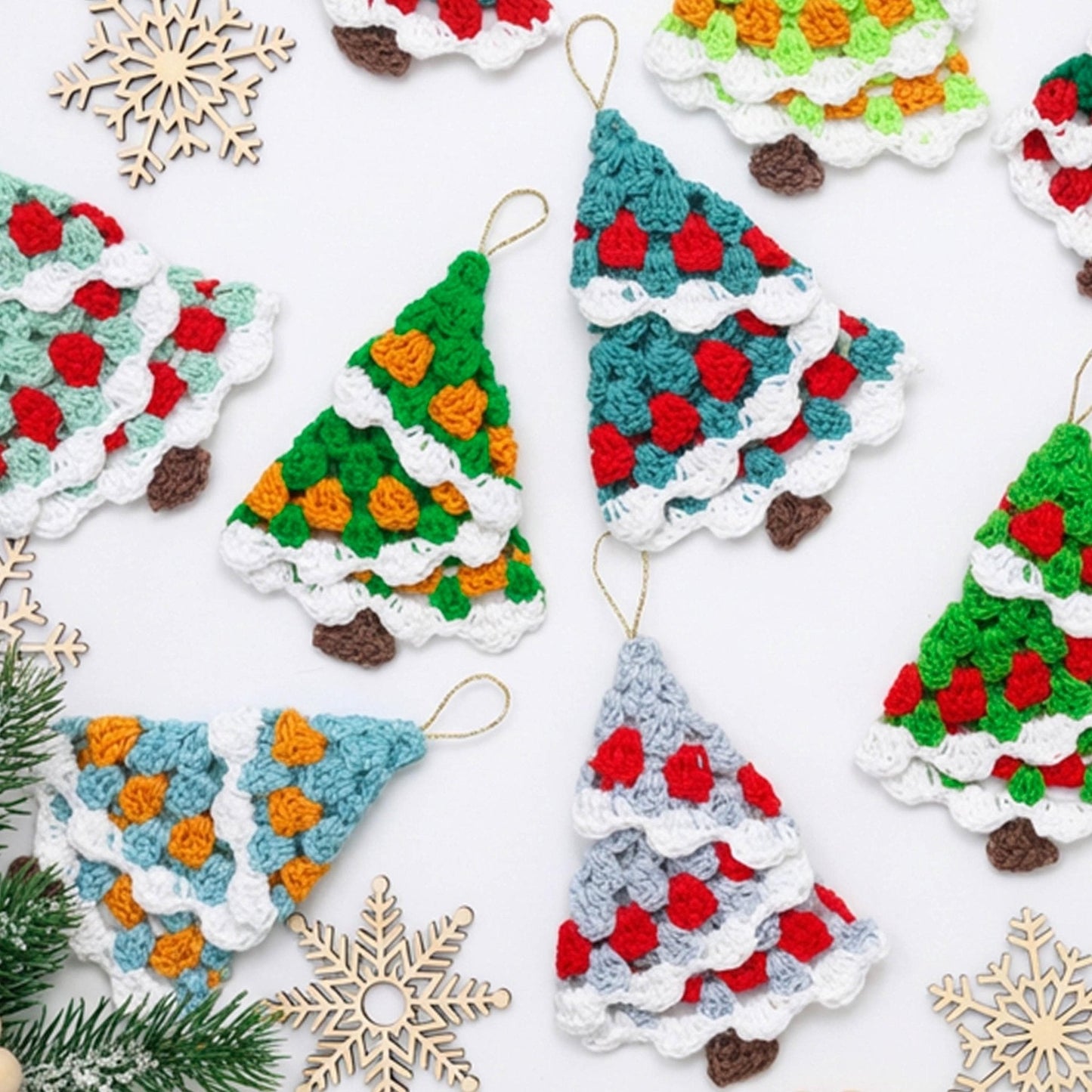 Crochet Pattern FROSTIS Christmas Tree – 2 Sizes PDF - Hakel Liebe