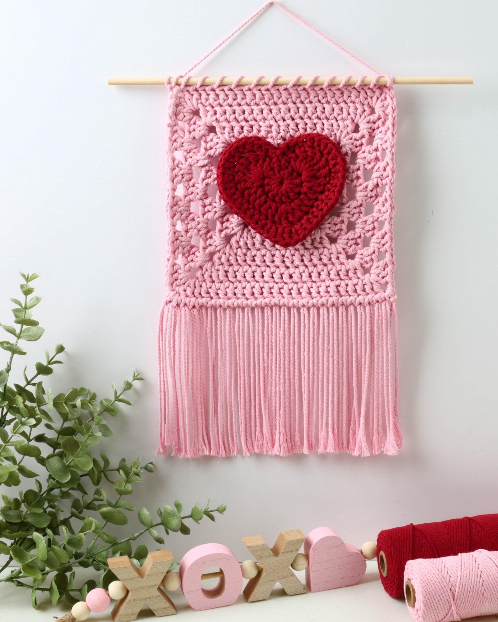 Crochet Pattern VALENTELIS Heart Wall Decor – PDF - Hakel Liebe