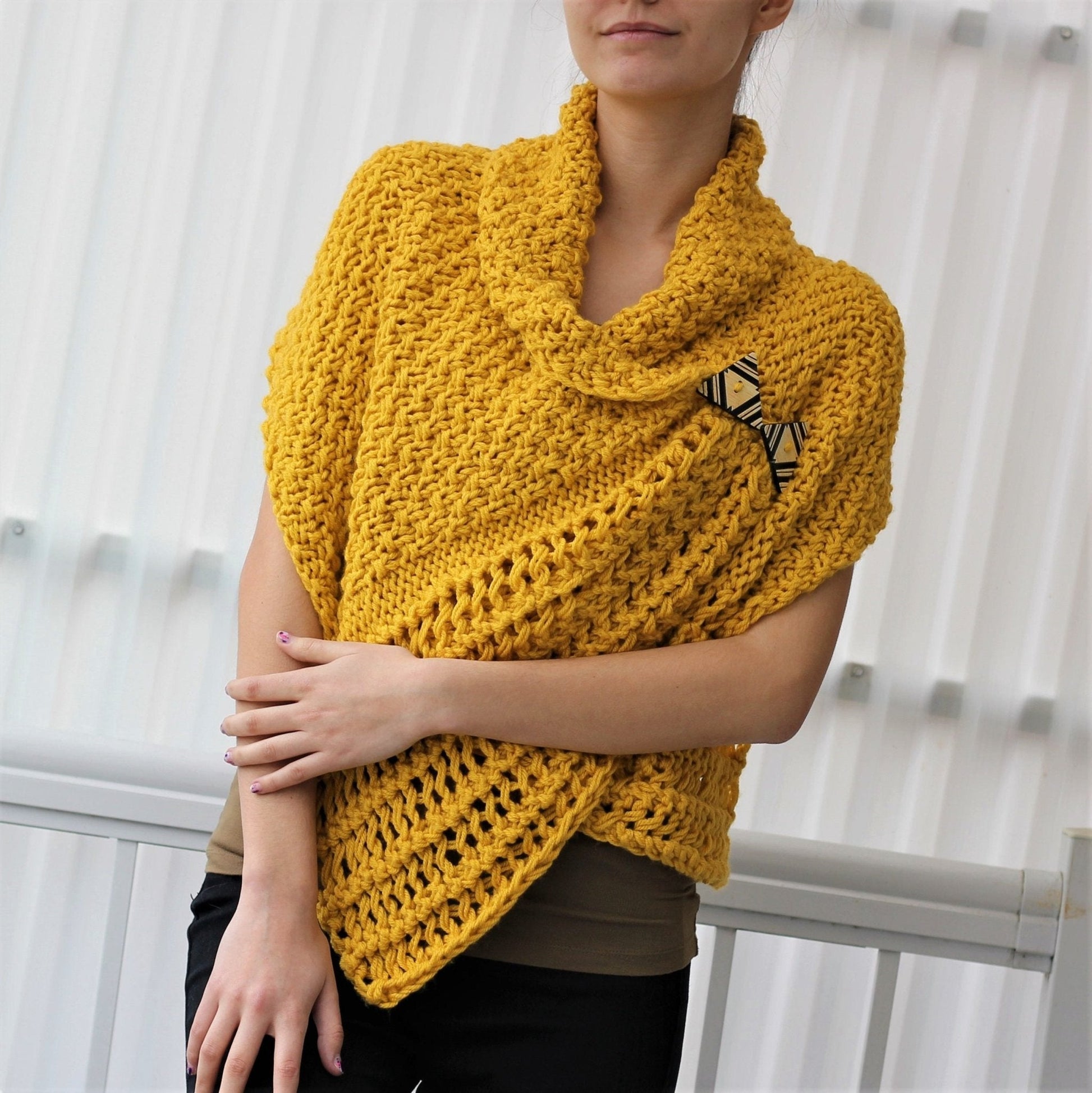 Knitting Pattern CORALELIS Wrap – Poncho/Scarf PDF - Hakel Liebe