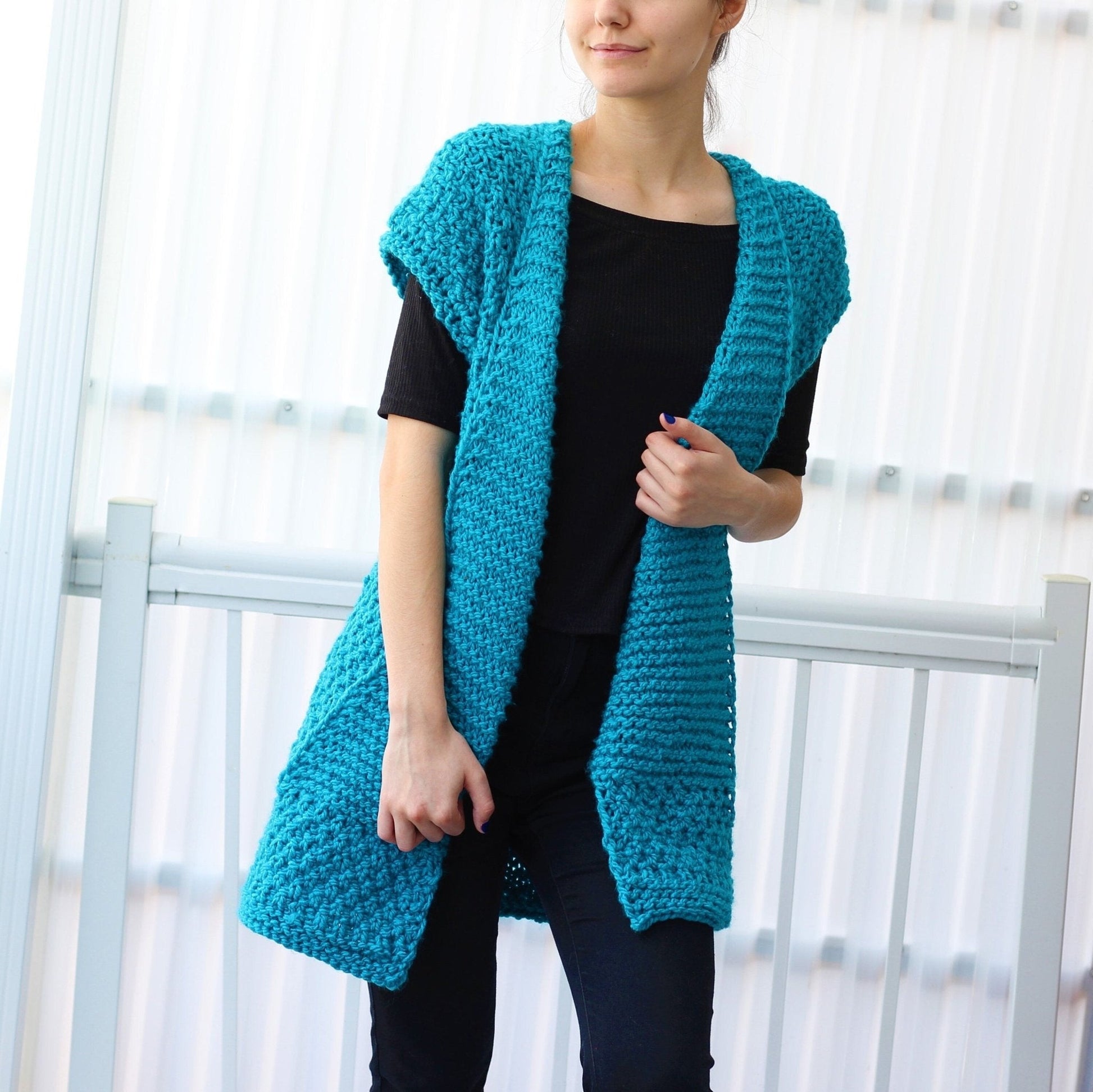 Knitting Pattern DARELIS Vest – PDF (7Y–3XL) - Hakel Liebe